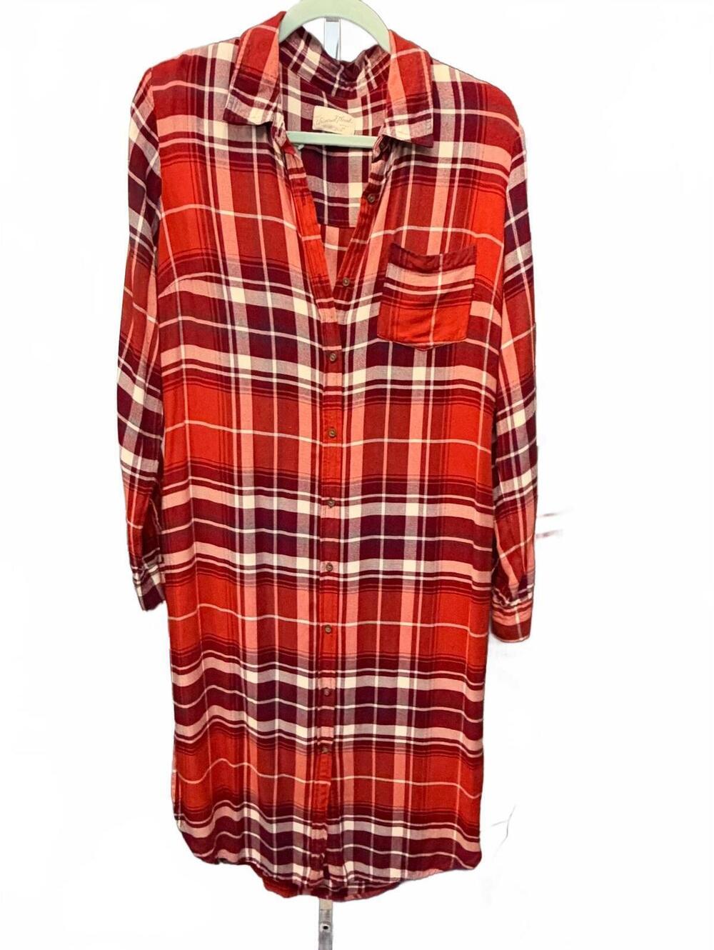 Universal Thread red plaid shirt dress size M